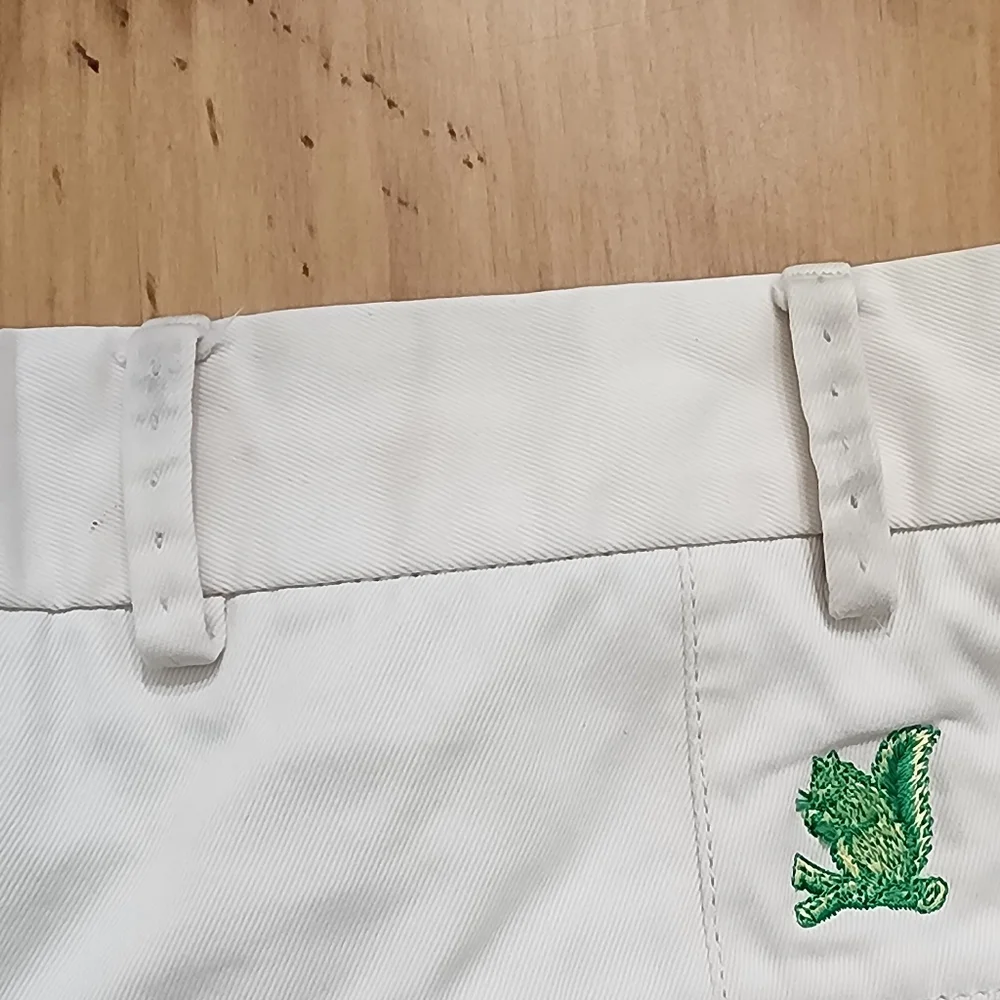 Peter Millar 100% Pima Cotton Cream Colored Casual Flat Front Shorts. 35